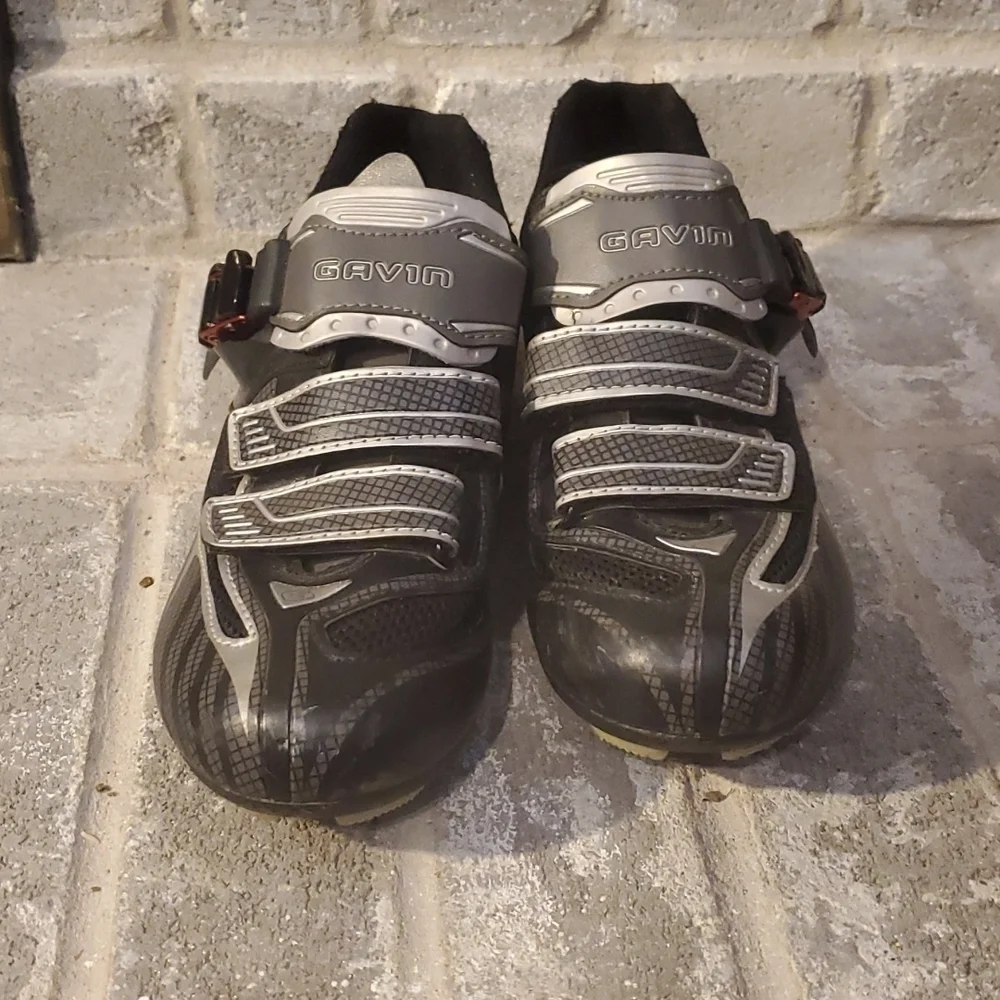 Gavin cycling shoes size 38